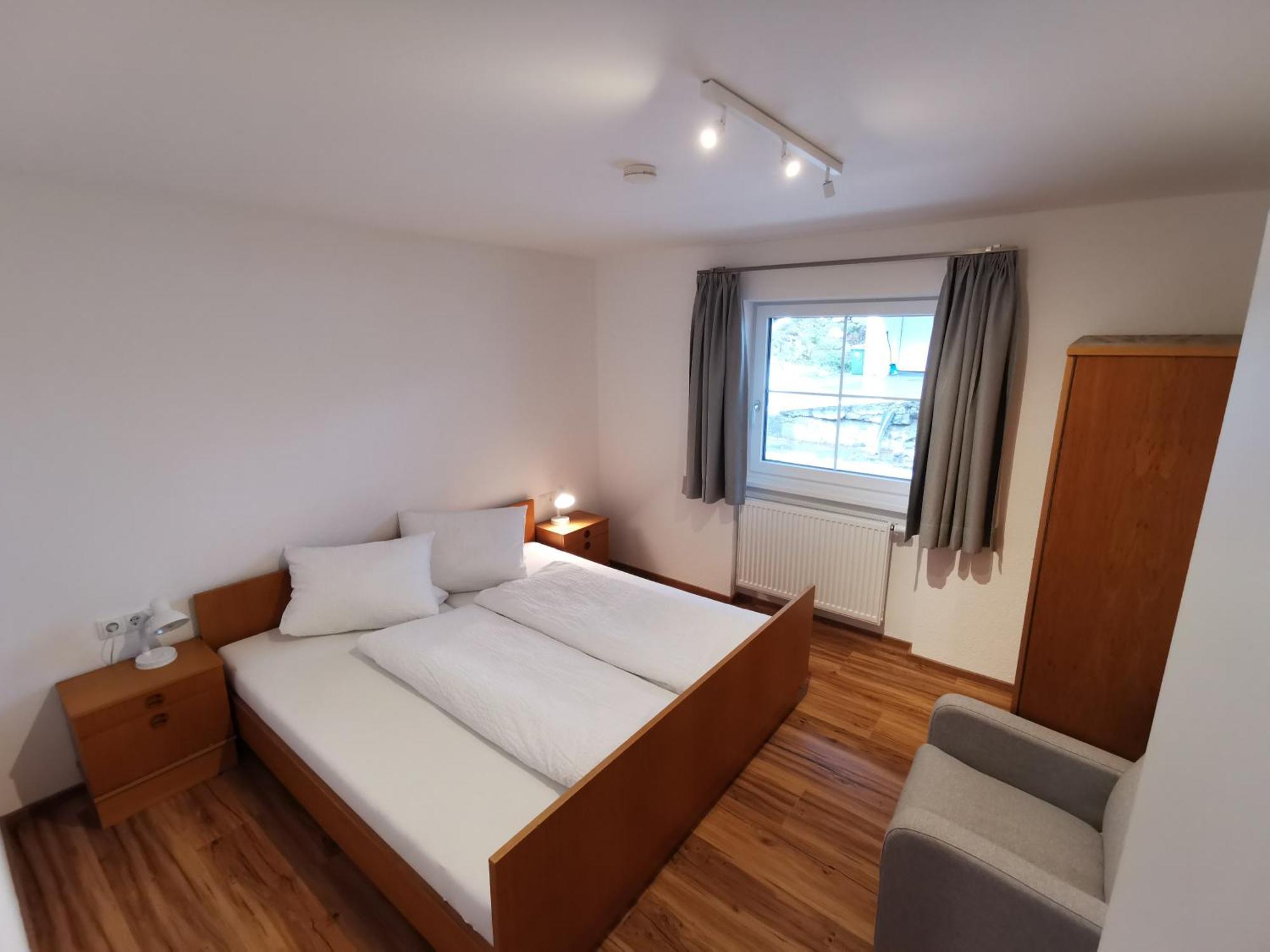 Apartments Haus Schoen - Preise Inclusive Pitztal Sommer Card Йерценс Номер фото
