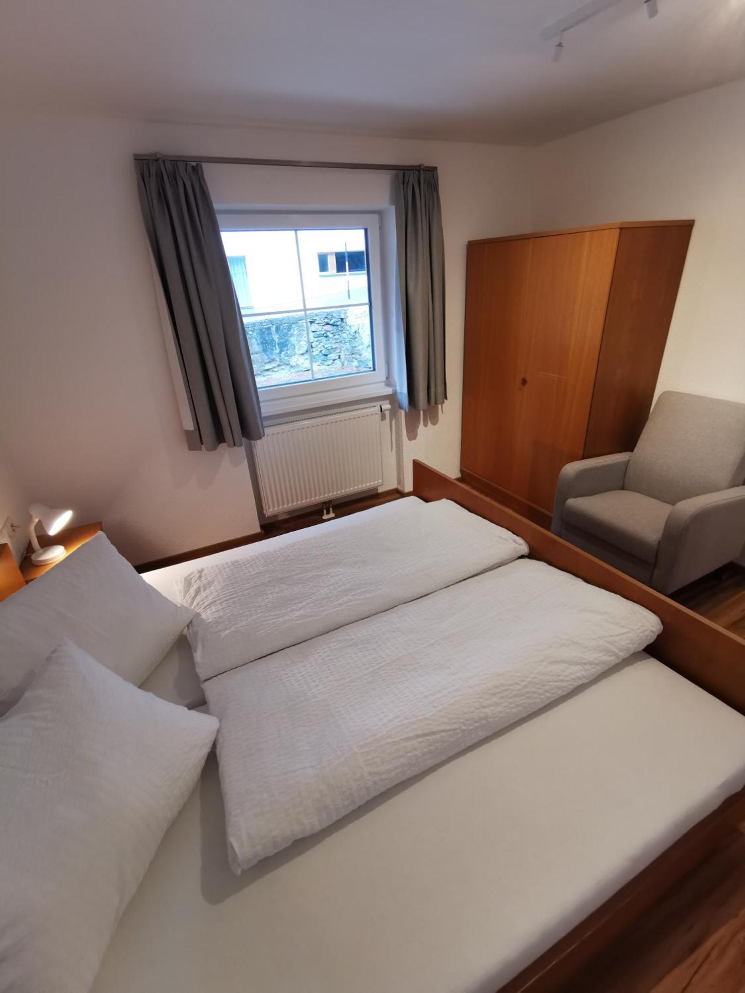Apartments Haus Schoen - Preise Inclusive Pitztal Sommer Card Йерценс Номер фото